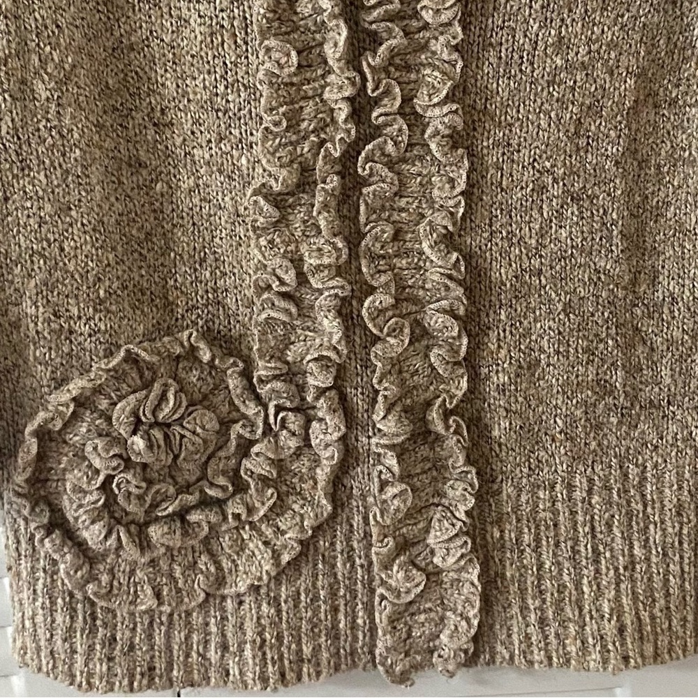 FEVER Sweater, Thick, Knit, Chunky, Ruffles, Flower, Neutral, Sz S, coastal - Picture 5 of 14